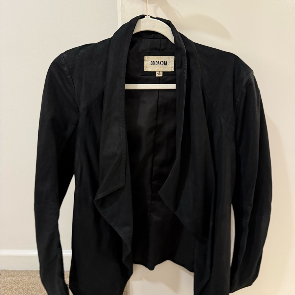 BB Dakota Women's Elegant Black Blazer